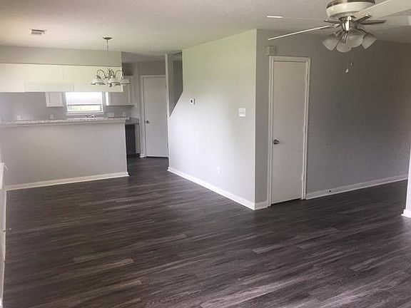 5th image of 724 Red Oak Ave