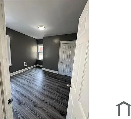 16 Vine St #1 — Photo 10