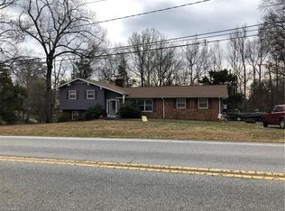 4825 W Lexington Avenue Ext, High Point, NC 27265
