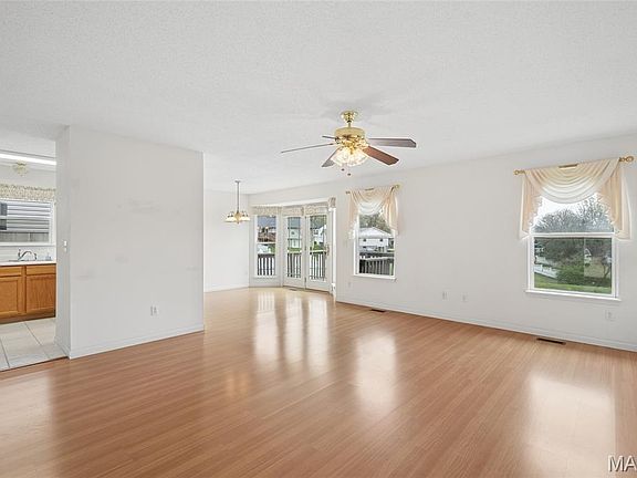 2nd image of 4962 Paradise Meadows Dr