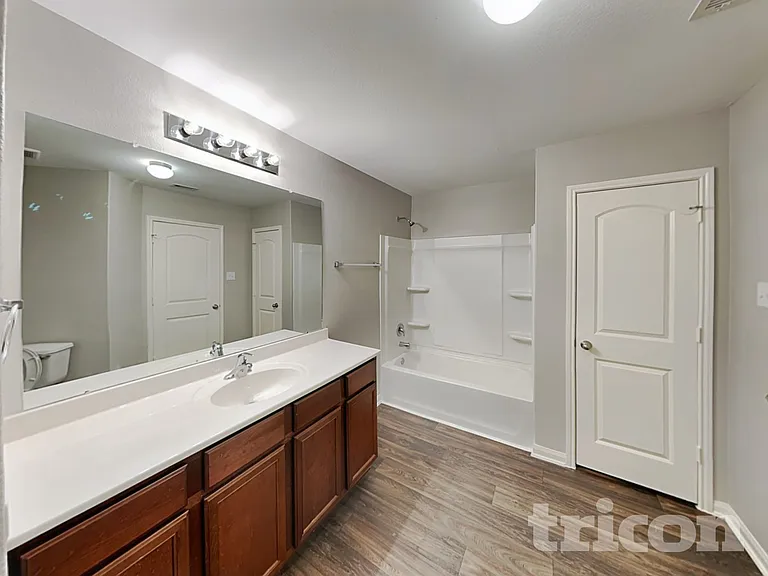 7918 Distant Harbor Rd — Photo 9