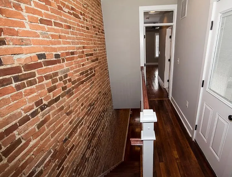 1541 S Charles St — Photo 13