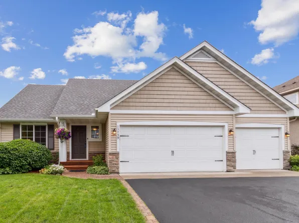 15759 Fairoaks Ave N, Hugo, MN 55038