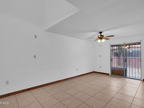 2nd image of 11048 Breeze Ct