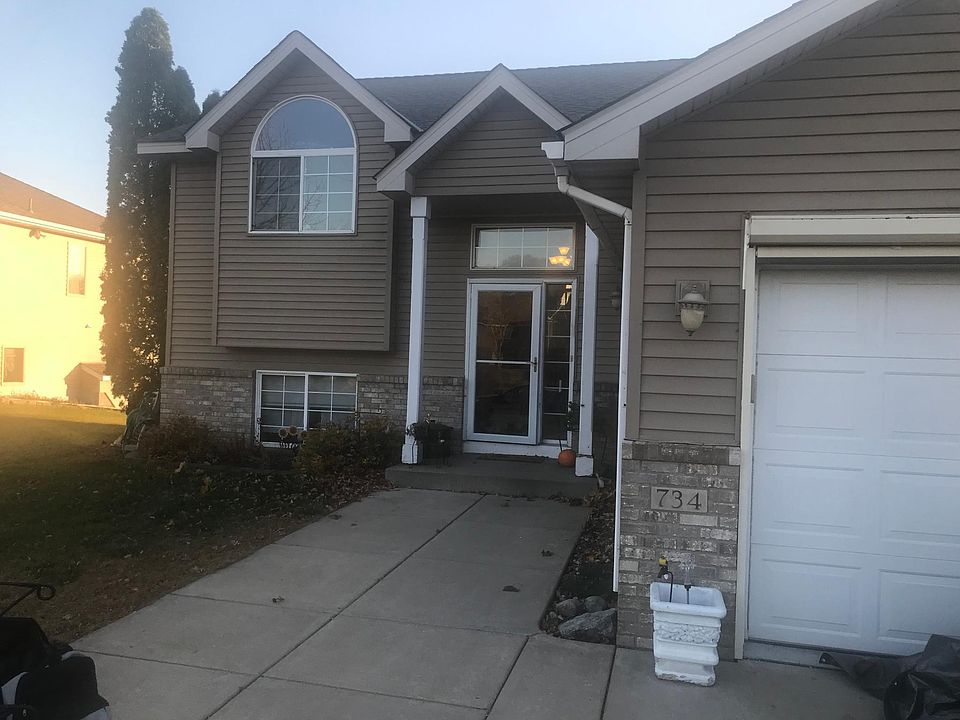 1st image of 734 Monnens Ave