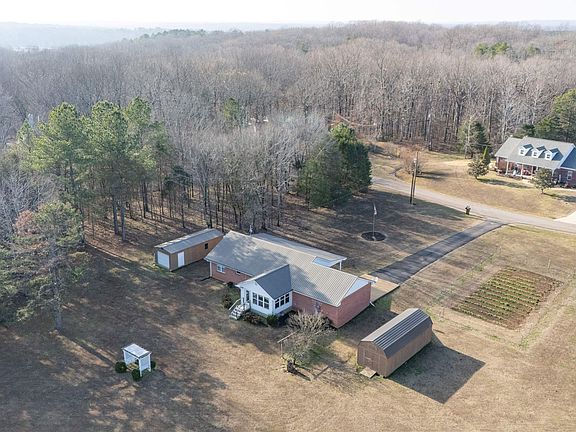 3rd image of 120 Welcome Ussery Dr