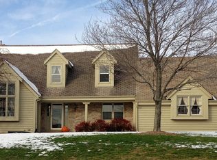 S49W23310 Mill Creek Trl, Waukesha, WI 53189