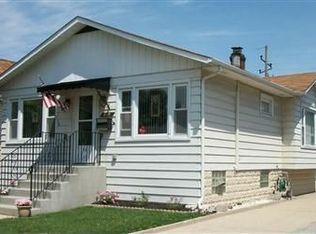 619 169th St, Hammond, IN 46324