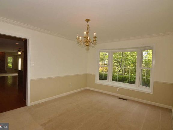 4th image of 43493 Golden Meadow Cir