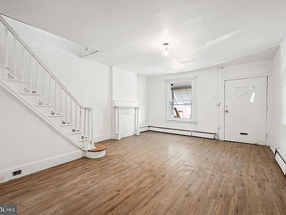 4th image of 11 N 62nd St