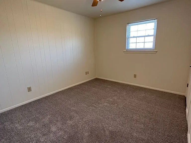 420 Albemarle Ave SW #5 — Photo 6