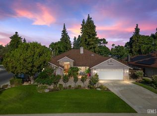 2609 Oak Crest Ct, Bakersfield, CA 93311