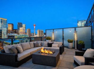 303 N 13th Ave SW #1601, Calgary, AB T2R 0Y9