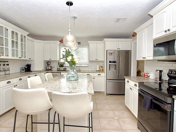 5th image of 5191 SW 109th Avenue