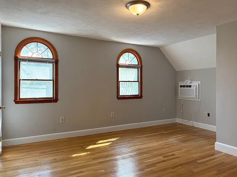 1 Oak Grove Ct — Photo 17