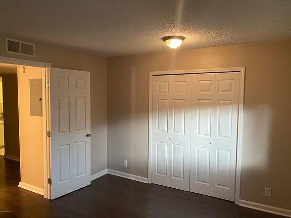 2nd image of 6663 LA MIRADA Drive W #5