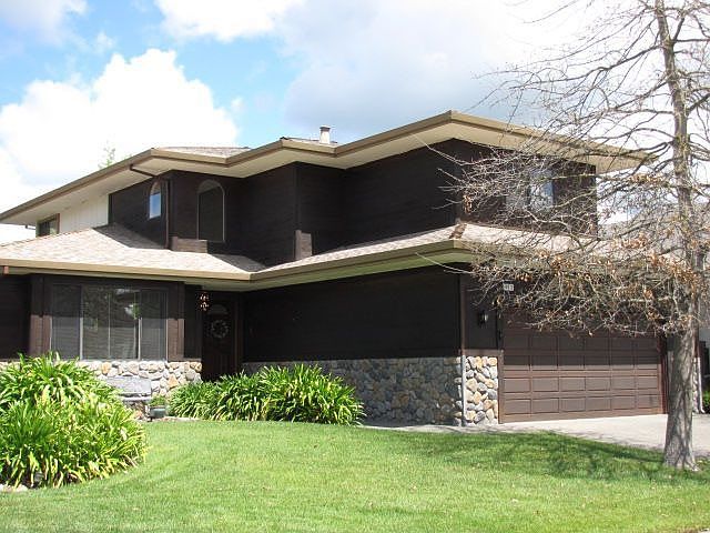 Front of 2550 sq.ft. home