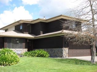 463 Walten Way, Windsor, CA 95492