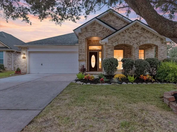 6140 Dunbar Ct, League City, TX 77573