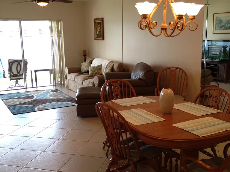 300 Golden Isles Dr #119 — Photo 4