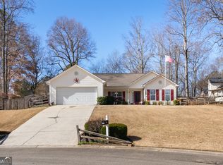 7290 Hunters Trace Dr, Cumming, GA 30028