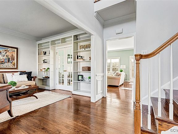 4th image of 5712 Hinsdale Pl