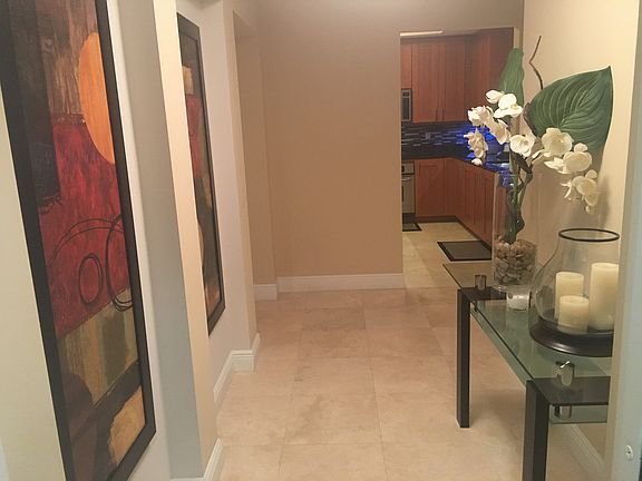4th image of 3340 NE 190th St APT 507