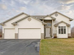 23382 Arrowhead St NW, Saint Francis, MN 55070