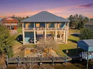 123 Helen Dr, Bay Saint Louis, MS 39520