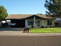 1st image of 210 E Auburn Dr