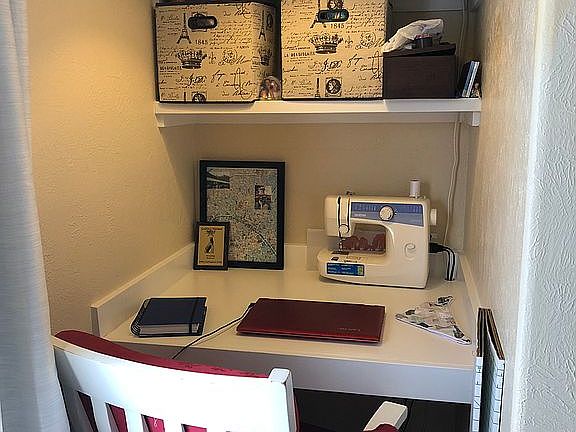 New desk space in master