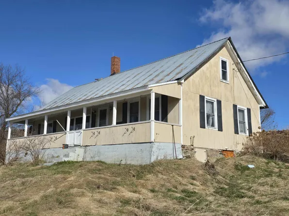 60 Guyette Drive, Irasburg, VT 05845