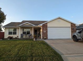 3907 W Park Dr, North Platte, NE 69101