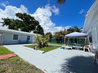 421 NE 11th St APT 6, Fort Lauderdale, FL 33304
