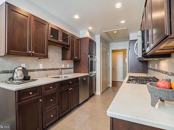 5th image of 211-25 S 4th St #301