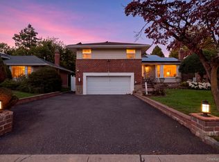 72 Birchwood Park Drive, Syosset, NY 11791