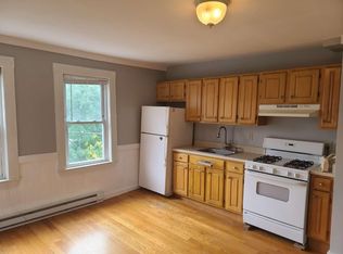 106 Sumner St #3, Quincy, MA 02169