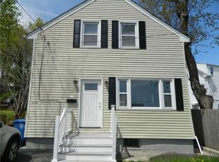 224 Maplewood Ave, Cranston, RI 02920