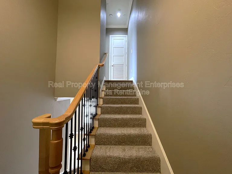 200 Russell M Perry Ave — Photo 17