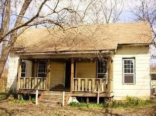 206 N Sloss Ave, Omaha, TX 75571