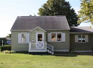 914 Stevens St, Jesup, IA 50648