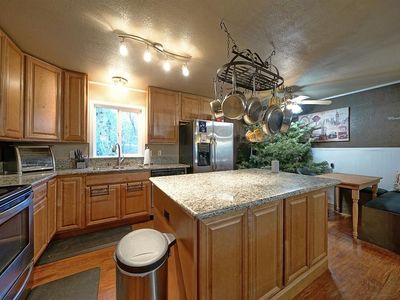 2899 Prouty Ln, Camino, CA, 95709