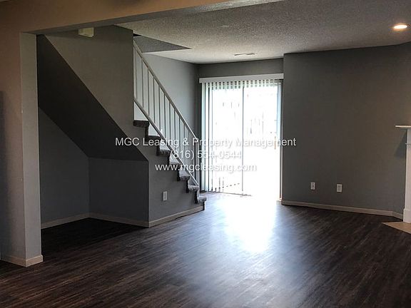 4th image of 1017 Garden Dr #1023