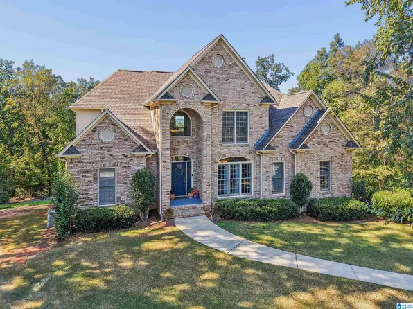 5766 Carrington Lake Pkwy, Trussville, AL 35173
