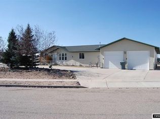 324 Arrowhead Dr, Evanston, WY 82930