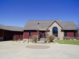 2188 E Pierceton Rd, Winona Lake, IN 46590