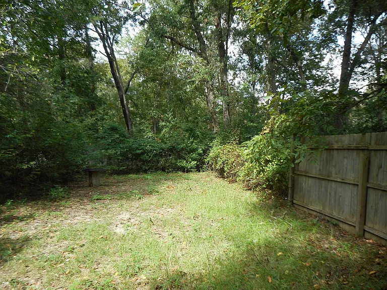 5565 Thistledown Dr — Photo 10