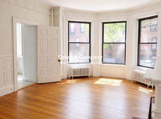 475 Beacon St APT 1R, Boston, MA 02115