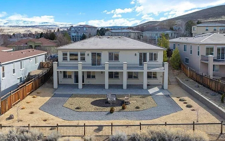 6141 Solstice Dr — Photo 33