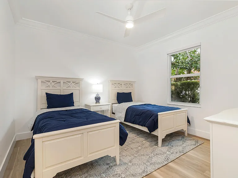 3317 Embassy Dr — Photo 22